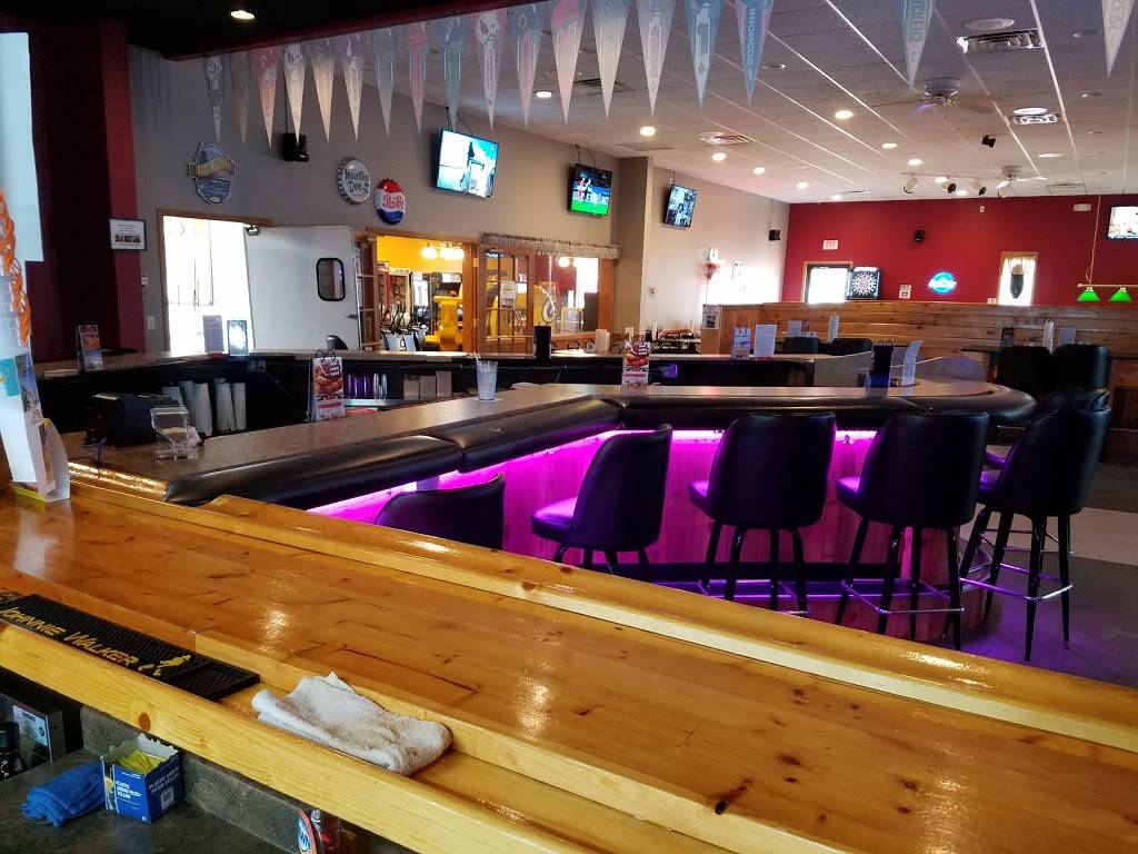 Randalls Beers and Cheers | restaurant | 503 E Spruce St, Abbotsford, WI 54405, USA | 7152230000 OR +1 715-223-0000