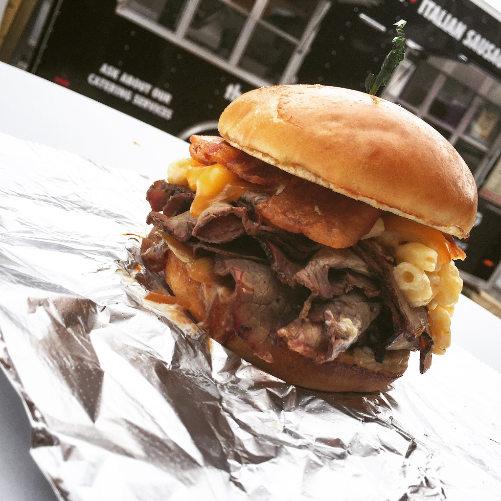 The Rolling Grill Pit Beef & Catering | restaurant | 5609 Hess Ave, Baltimore, MD 21212, USA | 4103021727 OR +1 410-302-1727