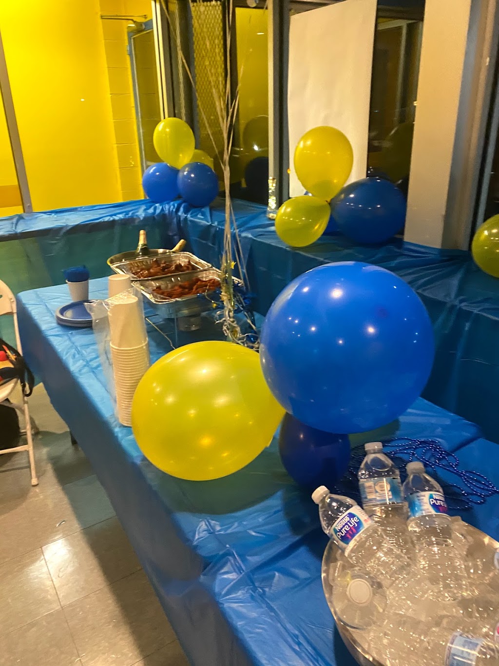 Hot & Doll Southern Cuisine | restaurant | 6217 B, Kennedy Ave, Hammond, IN 46323, USA | 2198032191 OR +1 219-803-2191