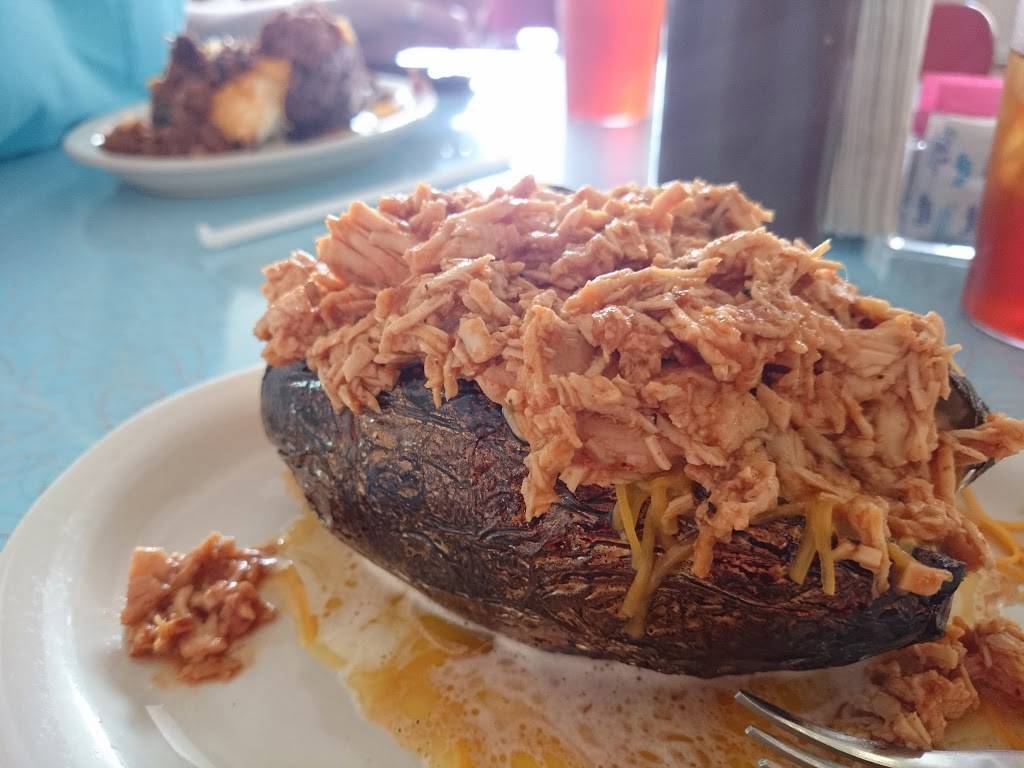 FAT BOYS BBQ | restaurant | 16601 Russell St, St Paul, VA 24283, USA | 2764551623 OR +1 276-455-1623