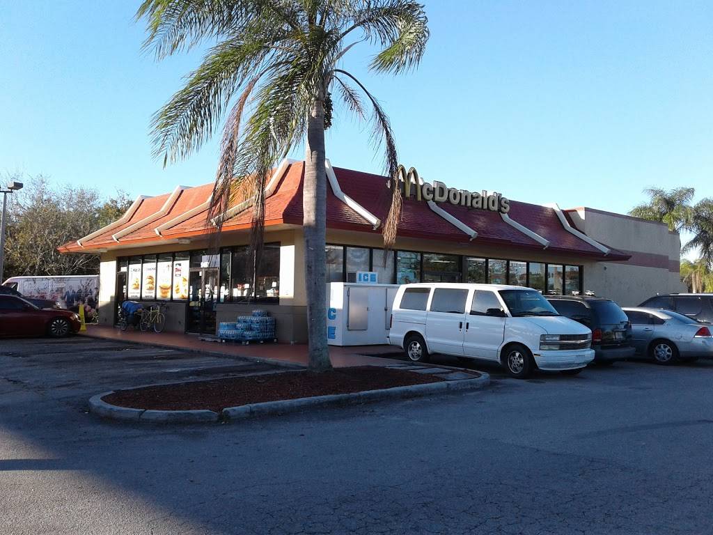 McDonalds | cafe | 9495 108th Ave, Vero Beach, FL 32967, USA | 7725898838 OR +1 772-589-8838