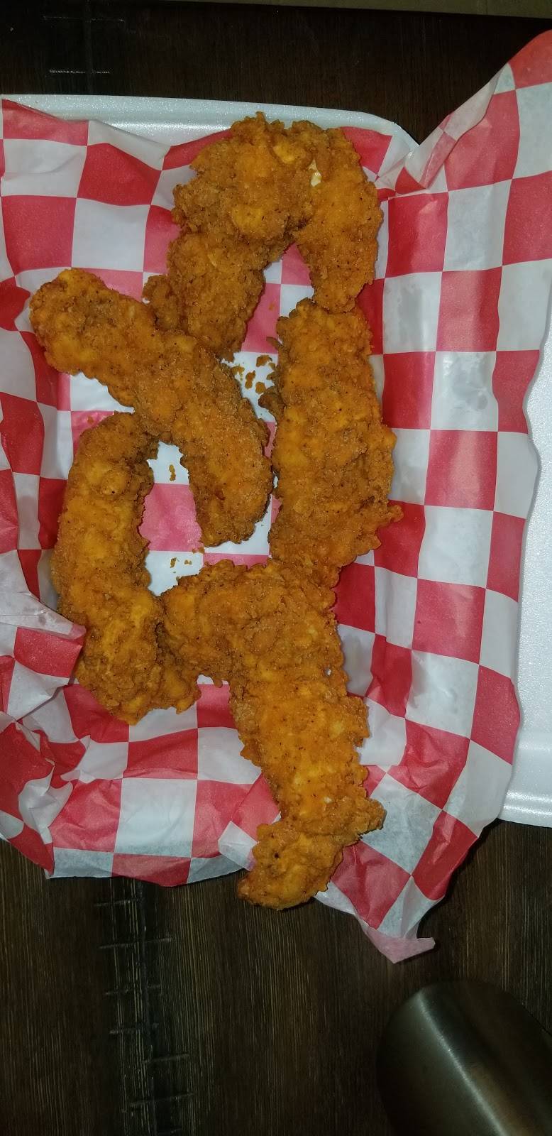 The Crispy Chick | restaurant | 5618 Woodland Ave, Cleveland, OH 44104, USA | 2163314700 OR +1 216-331-4700