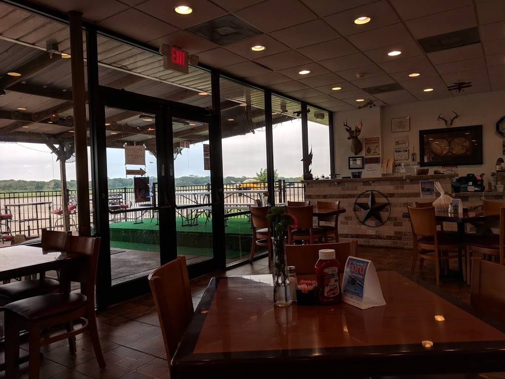 Runway Cafe | restaurant | 7915 Airport Rd, Angleton, TX 77515, USA | 9798495160 OR +1 979-849-5160