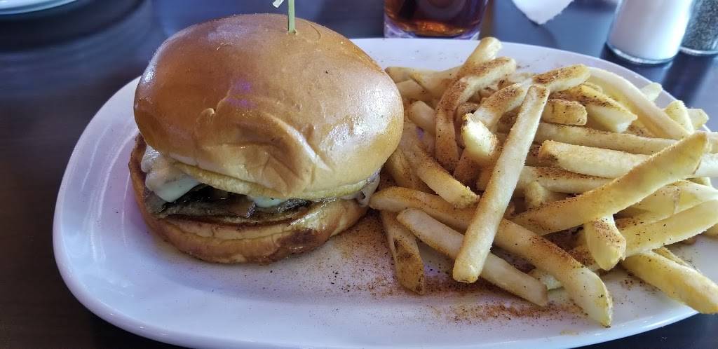 Buffalo Wings & Rings | restaurant | 16715 Orchard Stone Run, Charlotte, NC 28277, USA | 7045439464 OR +1 704-543-9464