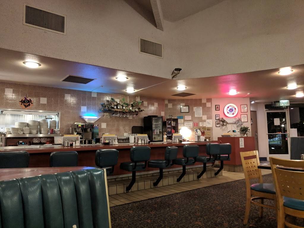 Margies Diner | restaurant | 1135 24th St, Paso Robles, CA 93446, USA | 8055917107 OR +1 805-591-7107