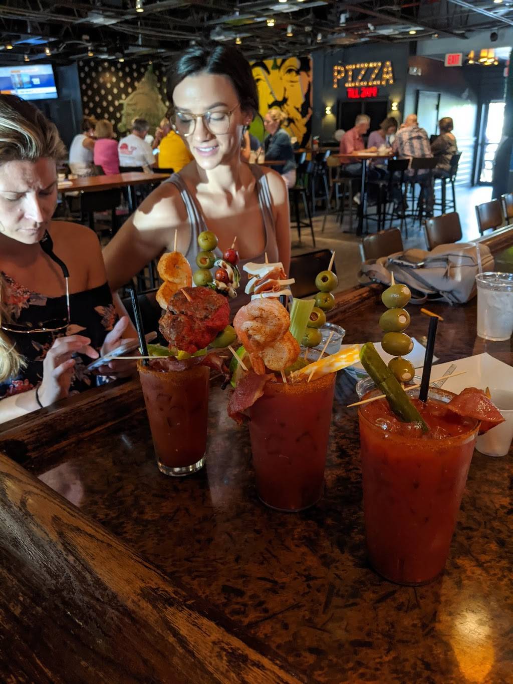 Filthys Fine Cocktails & Beer | restaurant | 1238 16th St, Vero Beach, FL 32960, USA | 7727949512 OR +1 772-794-9512