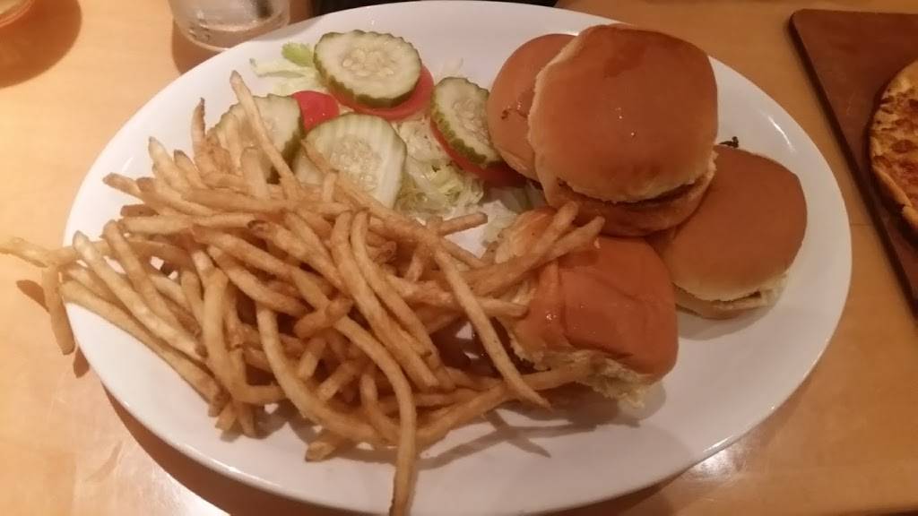 BJs Restaurant & Brewhouse | restaurant | 555 Broadway Ste 1019, Chula Vista, CA 91910, USA | 6195912490 OR +1 619-591-2490