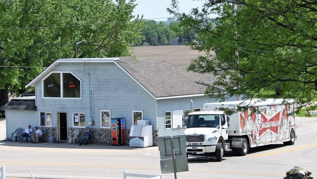 Blue Overall | restaurant | W5699 County Rd A, Elkhorn, WI 53121, USA | 2627424067 OR +1 262-742-4067