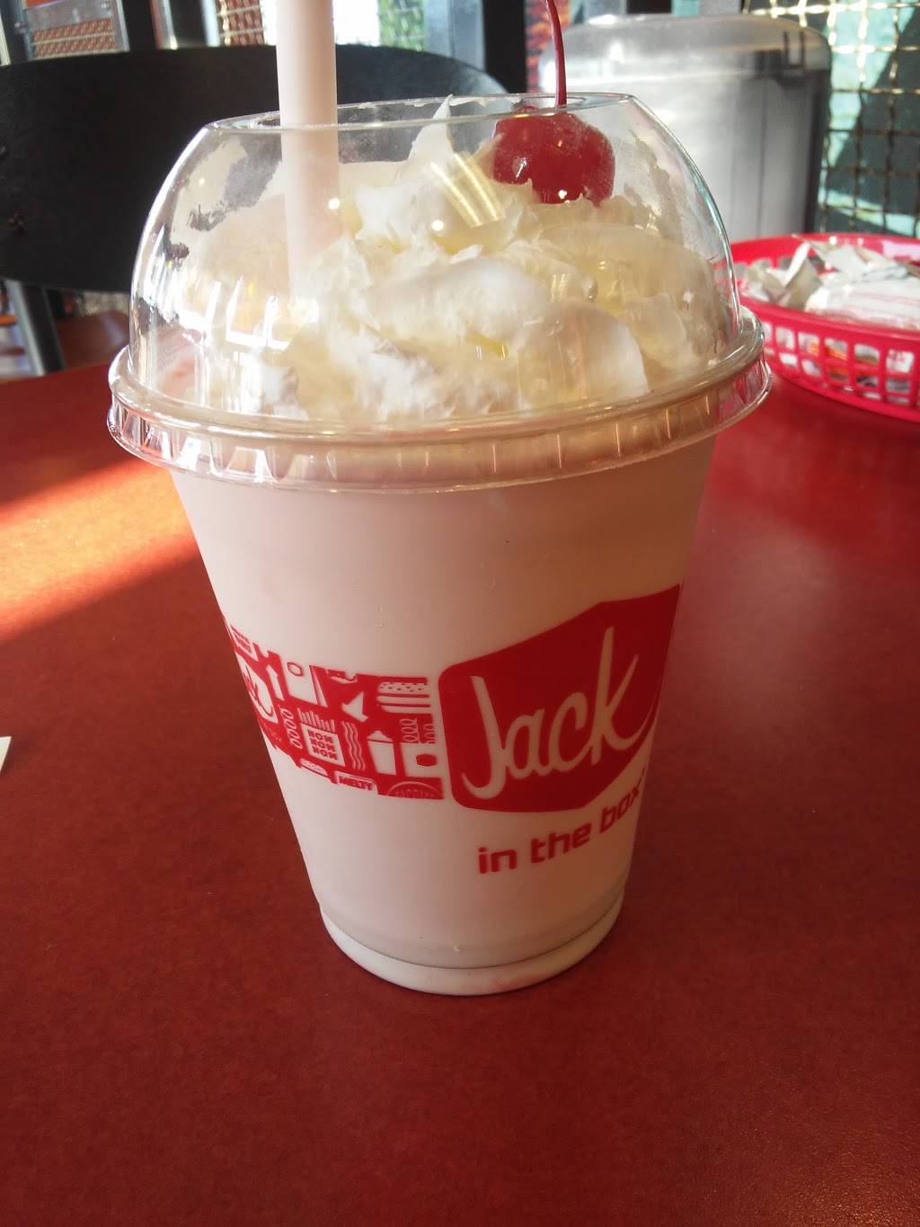 Jack in the Box | restaurant | 19248 Harvill Rd Bldg 8, Perris, CA 92570, USA | 9519405223 OR +1 951-940-5223