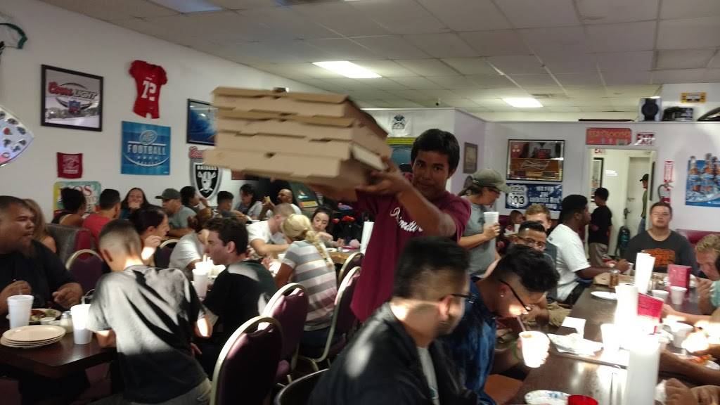 Knock Out Pizza | restaurant | 8125 I Ave, Hesperia, CA 92345, USA | 7602443199 OR +1 760-244-3199