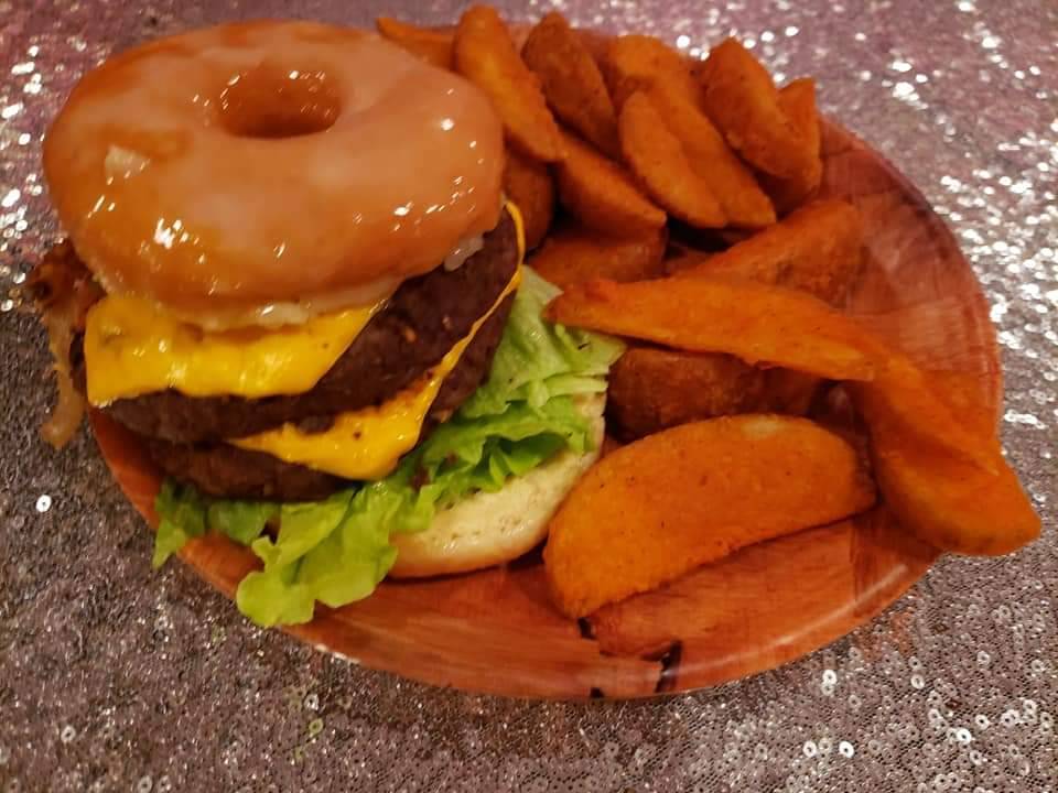 The Magnificent Outspoken and Beautiful Wives of Richmond Restau | restaurant | 3849 S Crater Rd, Petersburg, VA 23805, USA | 8045869062 OR +1 804-586-9062