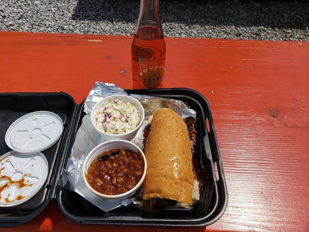 Ray Rays Hog Pit Franklinton | restaurant | 424 W Town St, Columbus, OH 43215, USA | 6144049742 OR +1 614-404-9742