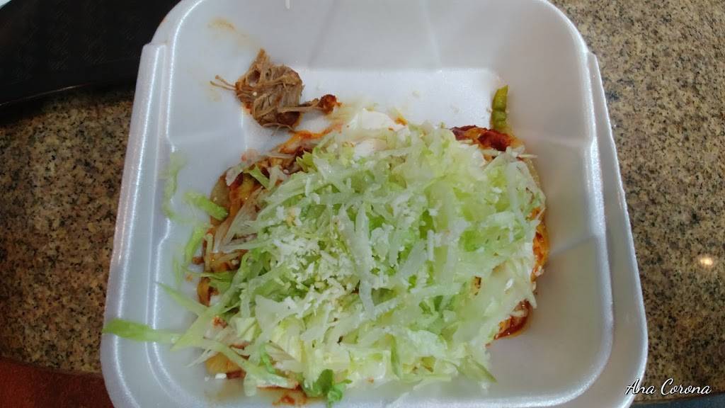 Santanas | restaurant | 1975 Morena Blvd, San Diego, CA 92110, USA | 6192769600 OR +1 619-276-9600