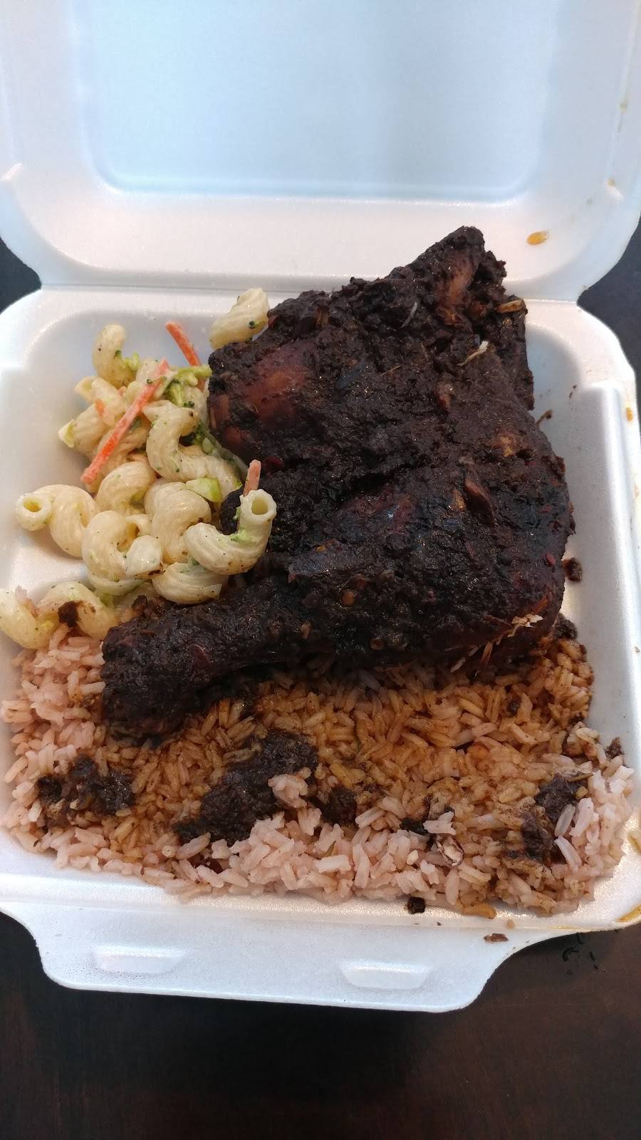 Island Dish Alliston | restaurant | 176 Victoria St E, Alliston, ON L9R 1K6, Canada | 7058543474 OR +1 705-854-3474