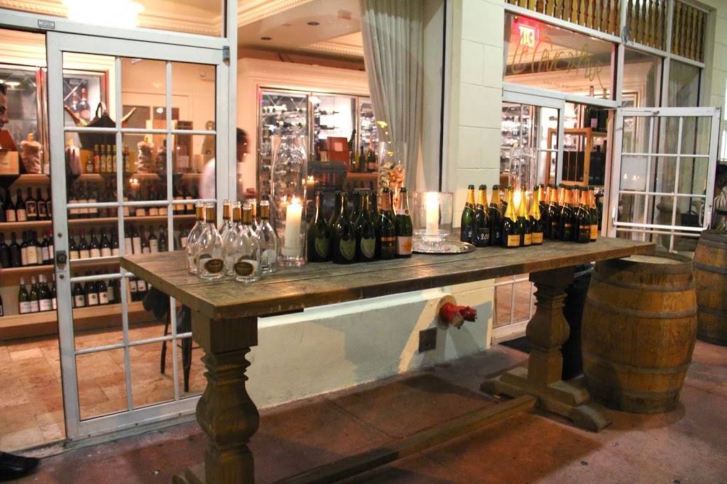 La Cave DAzur | restaurant | 309 23rd St, Miami Beach, FL 33139, USA | 3055382118 OR +1 305-538-2118