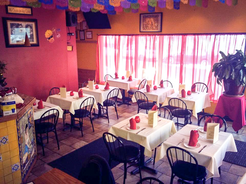 Angelas Cafe Eagle Hill | restaurant | 131 Lexington St, Boston, MA 02128, USA | 6175674972 OR +1 617-567-4972