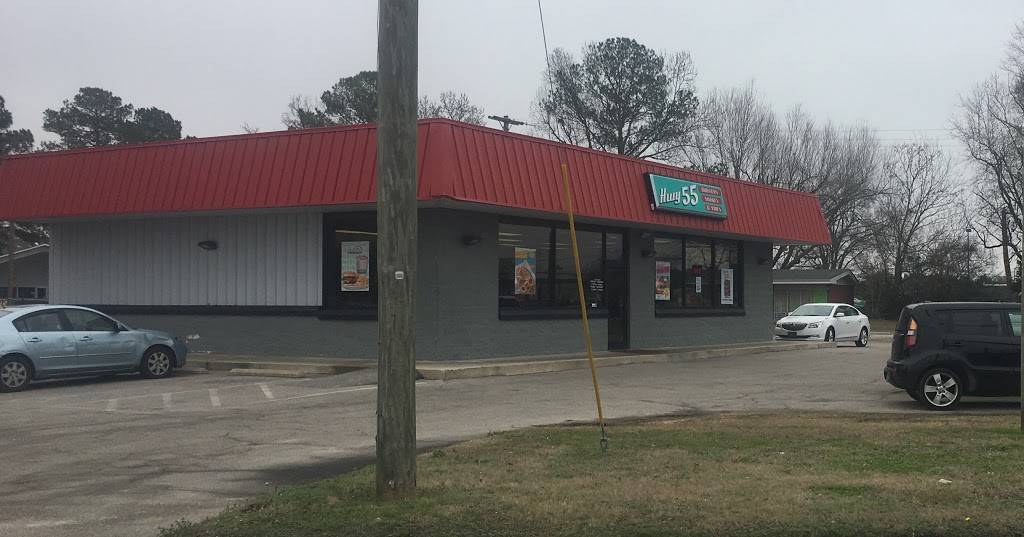 Hwy 55 Burgers Shakes & Fries | restaurant | 8502 E Marlboro Rd, Farmville, NC 27828, USA | 2527537919 OR +1 252-753-7919