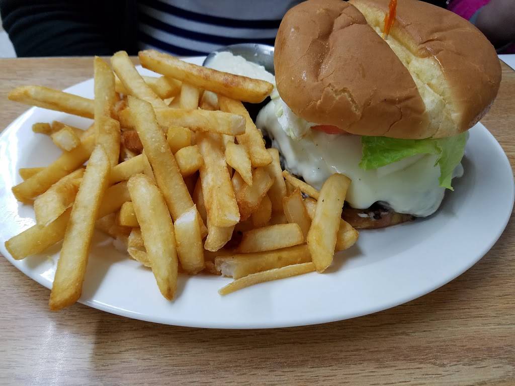 The Wright Diner | restaurant | 32523 NY-12, Depauville, NY 13632, USA | 3156864640 OR +1 315-686-4640