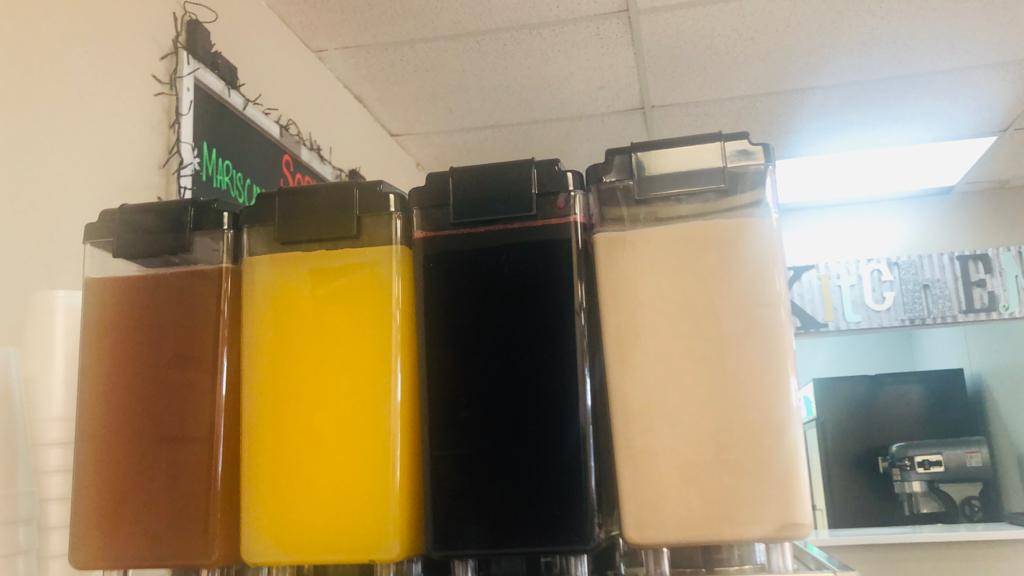 Dilenias Tradiciones Catrachas | restaurant | 4002 Broadway Blvd Suite 105, Garland, TX 75043, USA | 4693040029 OR +1 469-304-0029