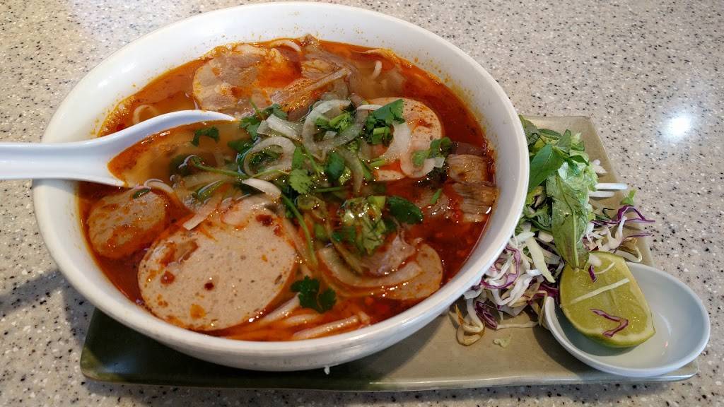 Pho Banh Mi Che Cali | restaurant | 1525 E Colorado Blvd, Pasadena, CA 91106, USA | 6263560404 OR +1 626-356-0404