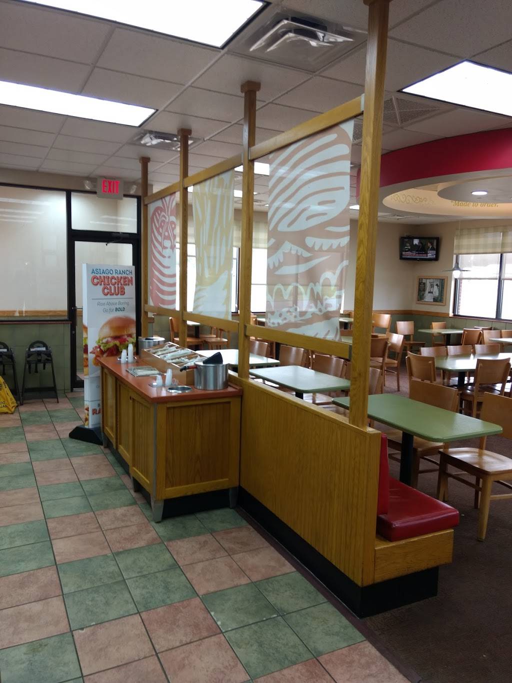 Wendys | restaurant | 155 Market Place, Hazlehurst, MS 39083, USA | 6018941800 OR +1 601-894-1800