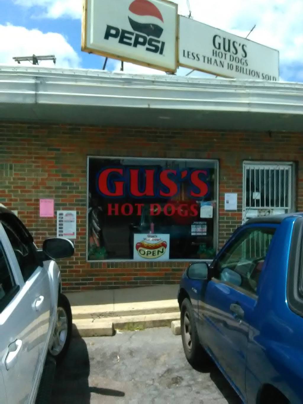 Guss Hot Dogs | restaurant | 14 Rex Ln i, Adamsville, AL 35005, USA | 2056748911 OR +1 205-674-8911