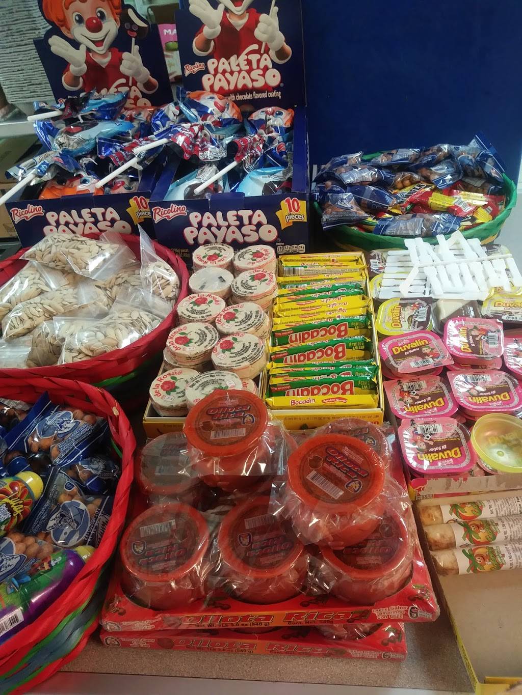 Fruteria Maranatha | restaurant | 7102, 3229 Forest Ln, Garland, TX 75042, USA | 2148750071 OR +1 214-875-0071