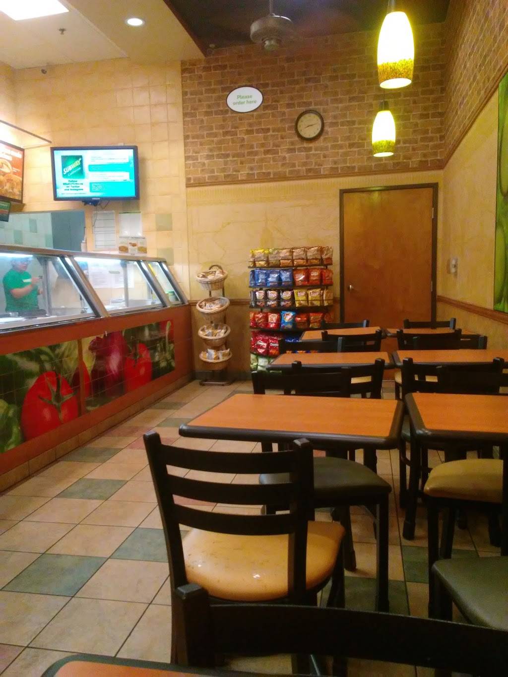 Subway Restaurants | restaurant | 9040 Sepulveda Blvd, North Hills, CA 91343, USA | 8188936141 OR +1 818-893-6141