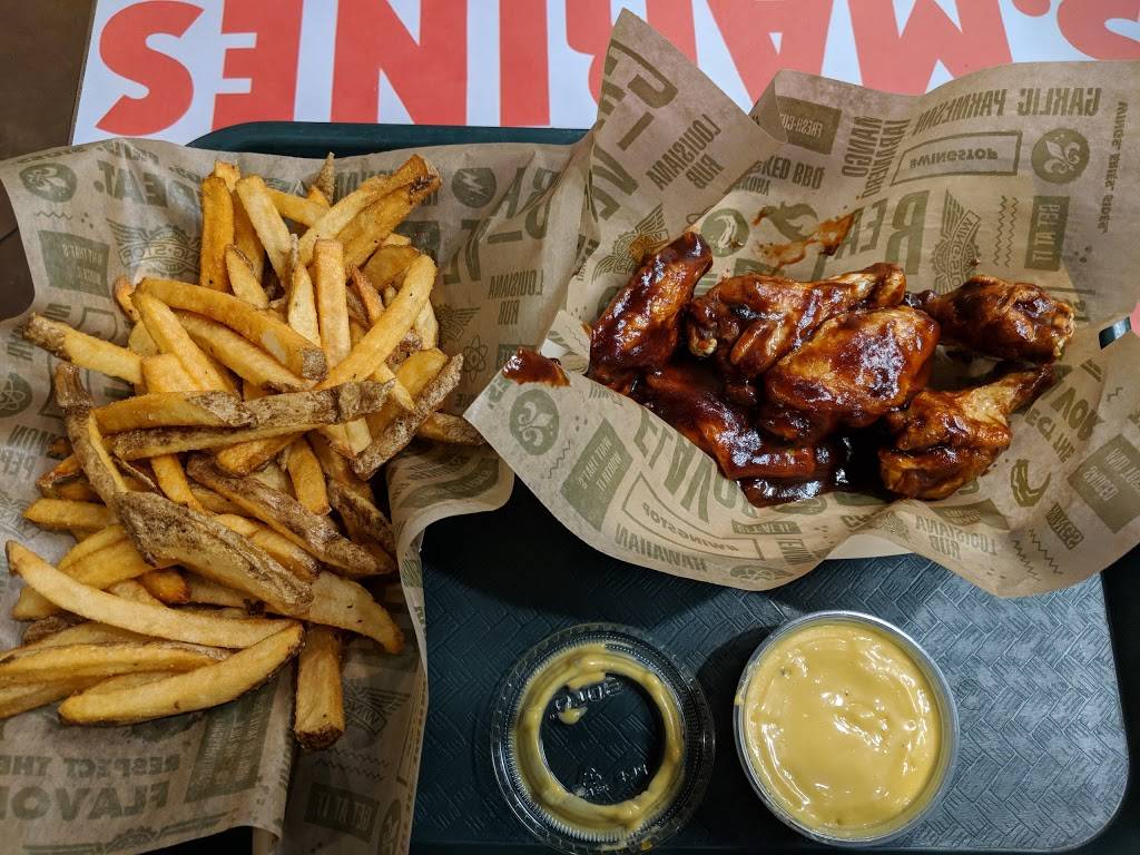 Wingstop | restaurant | 2410 W Jefferson St #116, Joliet, IL 60435, USA | 8156303760 OR +1 815-630-3760