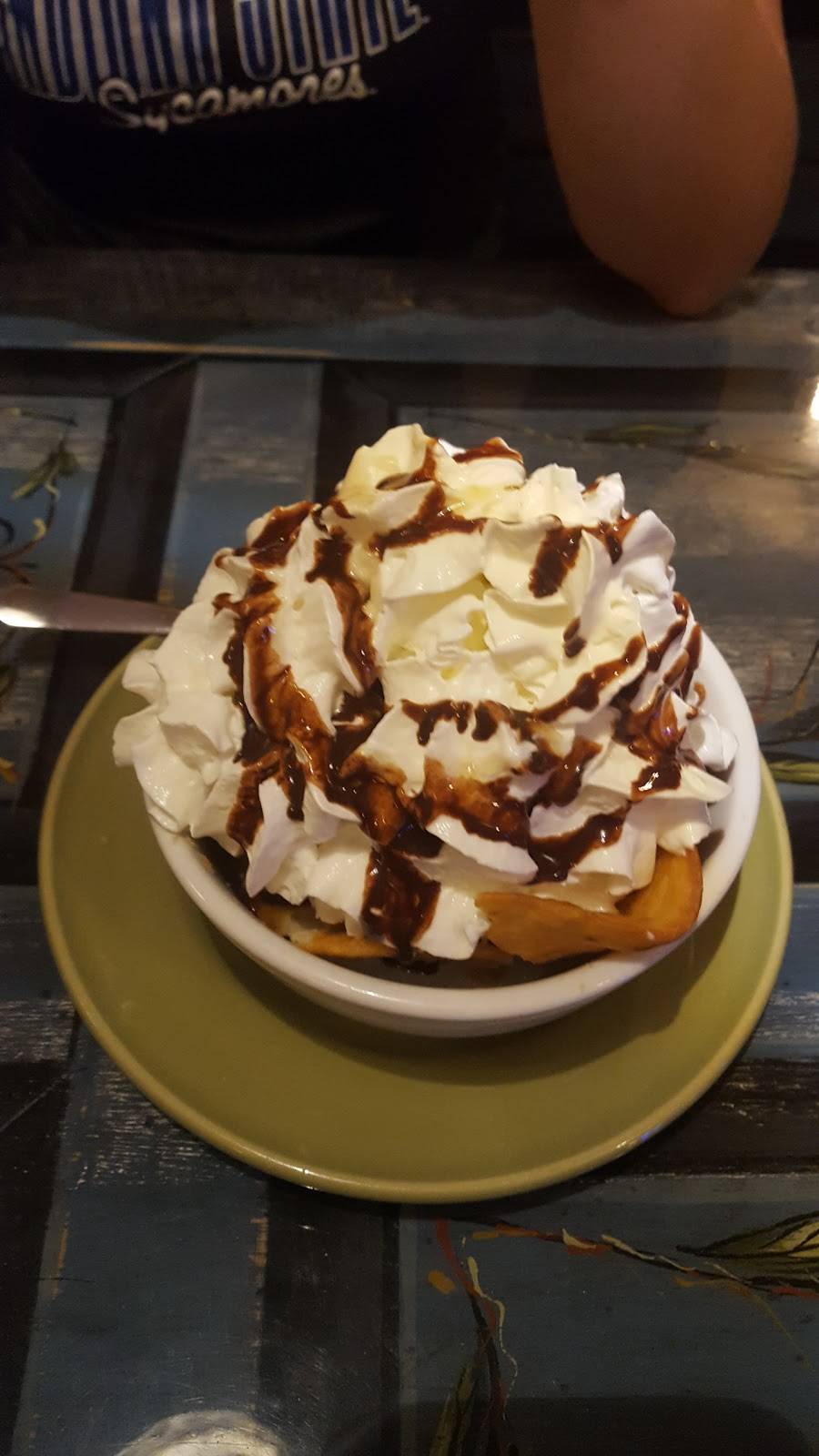 Real Hacienda | restaurant | 3728 Wabash Ave, Terre Haute, IN 47803, USA | 8122342242 OR +1 812-234-2242