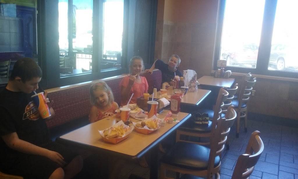 Dairy Queen Grill & Chill | restaurant | 4605 E Maryland St, Decatur, IL 62521, USA | 2178649610 OR +1 217-864-9610