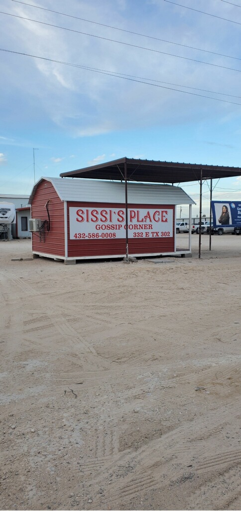 Sissis place The Gossip Corner Fast Food | restaurant | 332 E, TX-302, Kermit, TX 79745, USA | 4325860008 OR +1 432-586-0008