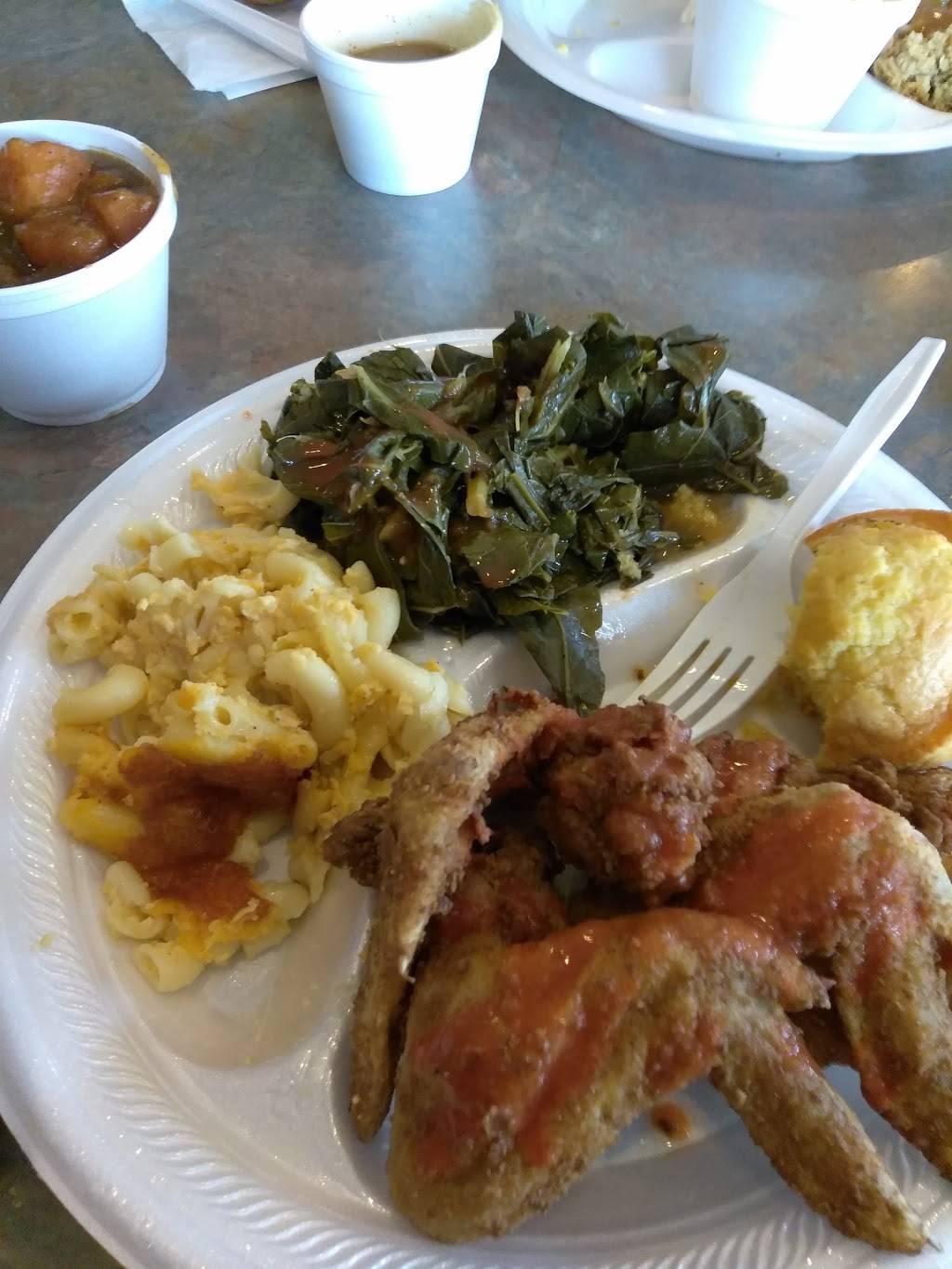 DeAngelos Soulfood, Deli & More | restaurant | 17425 Telegraph Rd, Detroit, MI 48219, USA | 3135357157 OR +1 313-535-7157