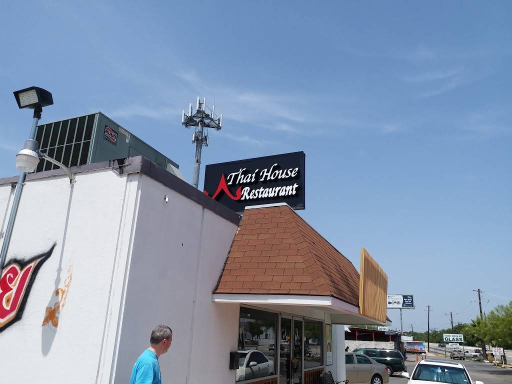 Thai House | restaurant | 4114 Rittiman Rd, San Antonio, TX 78218, USA | 2106579126 OR +1 210-657-9126