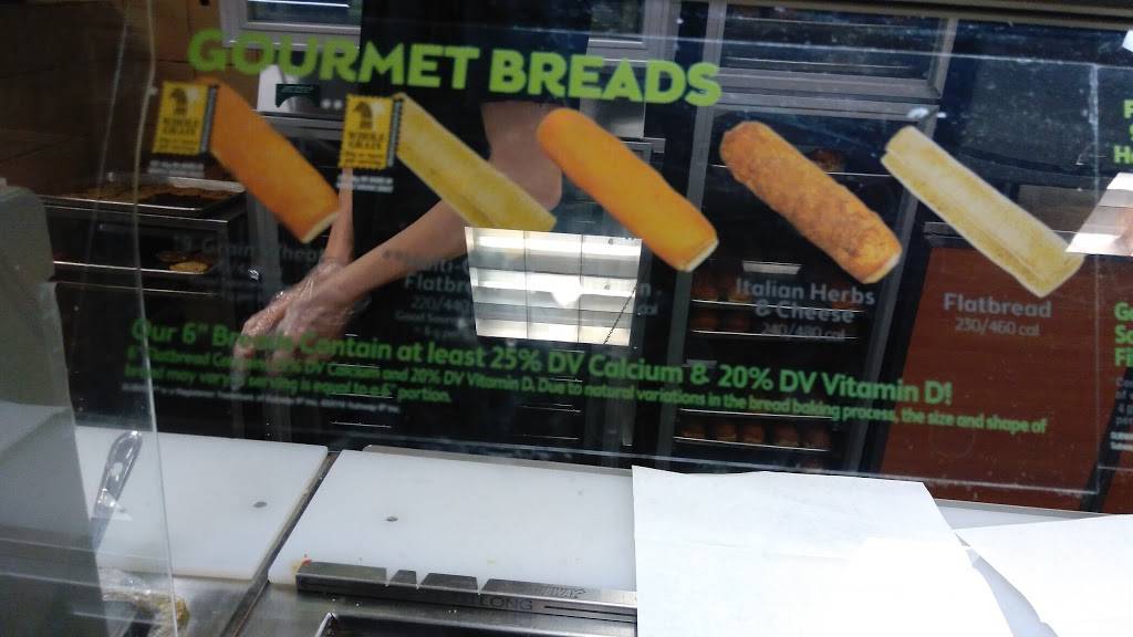 Subway | restaurant | 3134 Harrison Ave, Cincinnati, OH 45211, USA | 5134076220 OR +1 513-407-6220