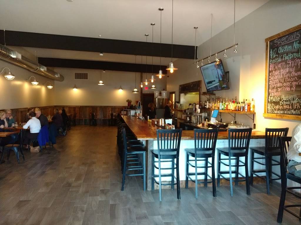 Urban Element Farm Fresh Eatery & Pub | restaurant | 235 Lewiston Rd, Topsham, ME 04086, USA | 2074064891 OR +1 207-406-4891