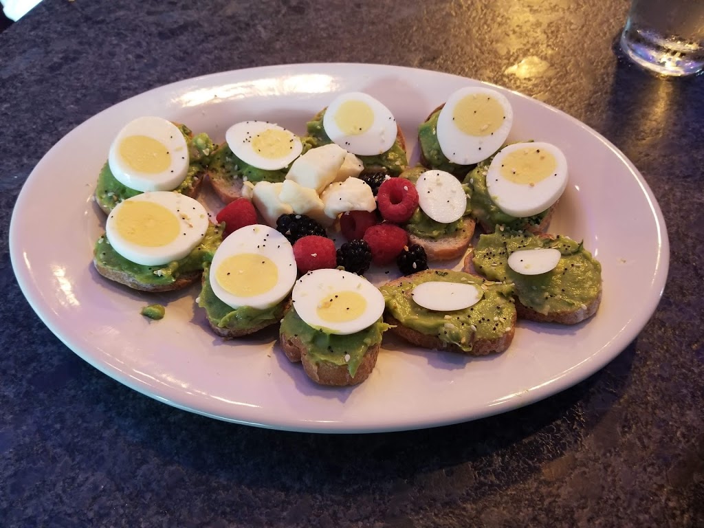 Rosemont Station | restaurant | 222 Rosemont Garden, Lexington, KY 40503, USA | 8593687501 OR +1 859-368-7501