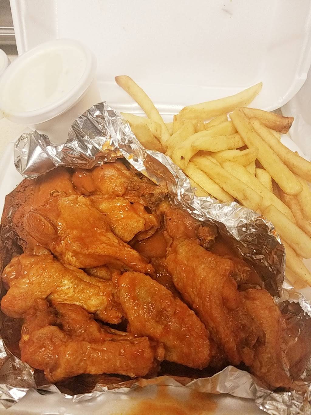 Steves Burgers | restaurant | 12640 Heacock St, Moreno Valley, CA 92553, USA | 9512430924 OR +1 951-243-0924