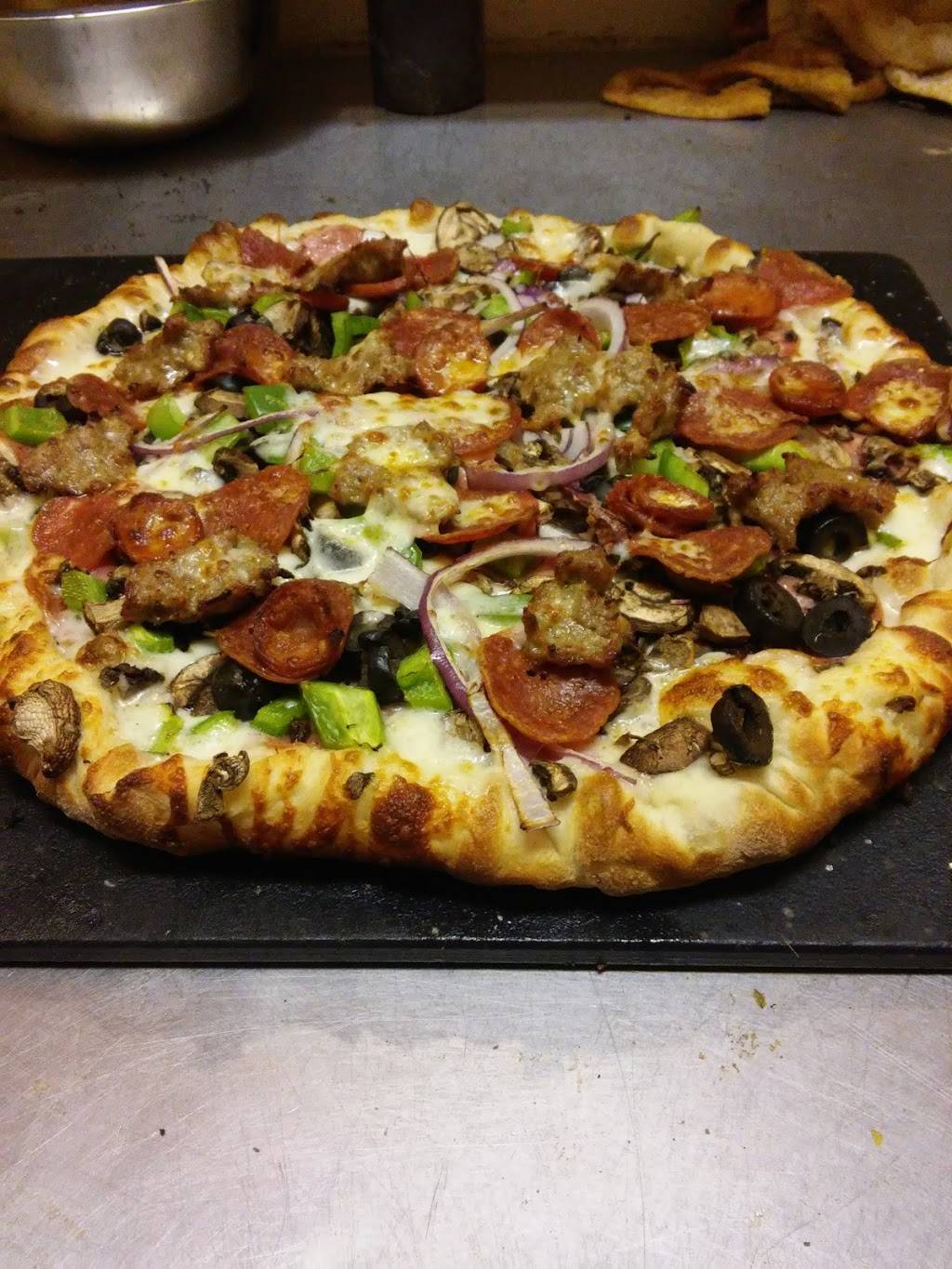 Apple Barrel Pizza | restaurant | 3600 Carson Rd, Camino, CA 95709, USA | 5306446000 OR +1 530-644-6000