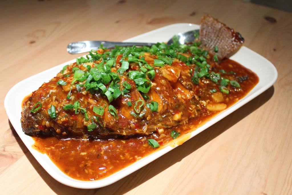 Ivory Kitchen | restaurant | 87 Main St, Port Washington, NY 11050, USA | 6316047800 OR +1 631-604-7800