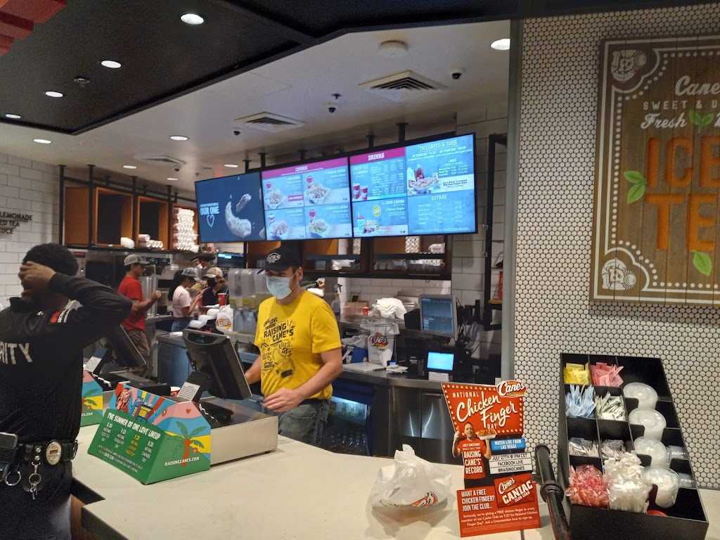 Raising Canes Chicken Fingers | restaurant | 23000 Hawthorne Blvd, Torrance, CA 90505, USA | 3103730022 OR +1 310-373-0022