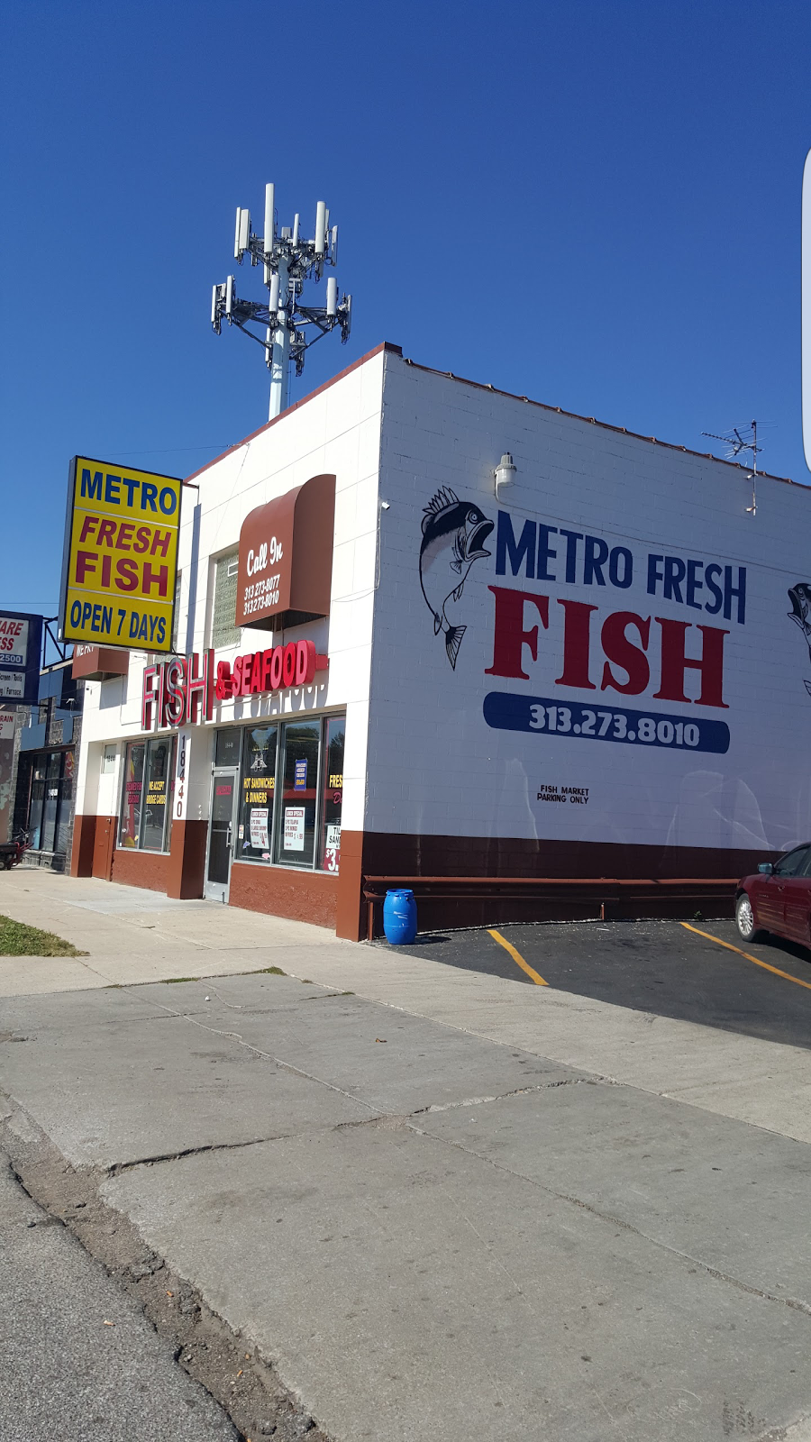 METRO FISH & SEAFOOD | restaurant | 18440 Grand River Ave, Detroit, MI 48223, USA | 3132738010 OR +1 313-273-8010