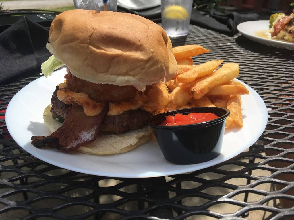 Olde Town Hall Restaurant & Pub | restaurant | 140 S Palmer St, Ridgeway, SC 29130, USA | 8033370389 OR +1 803-337-0389