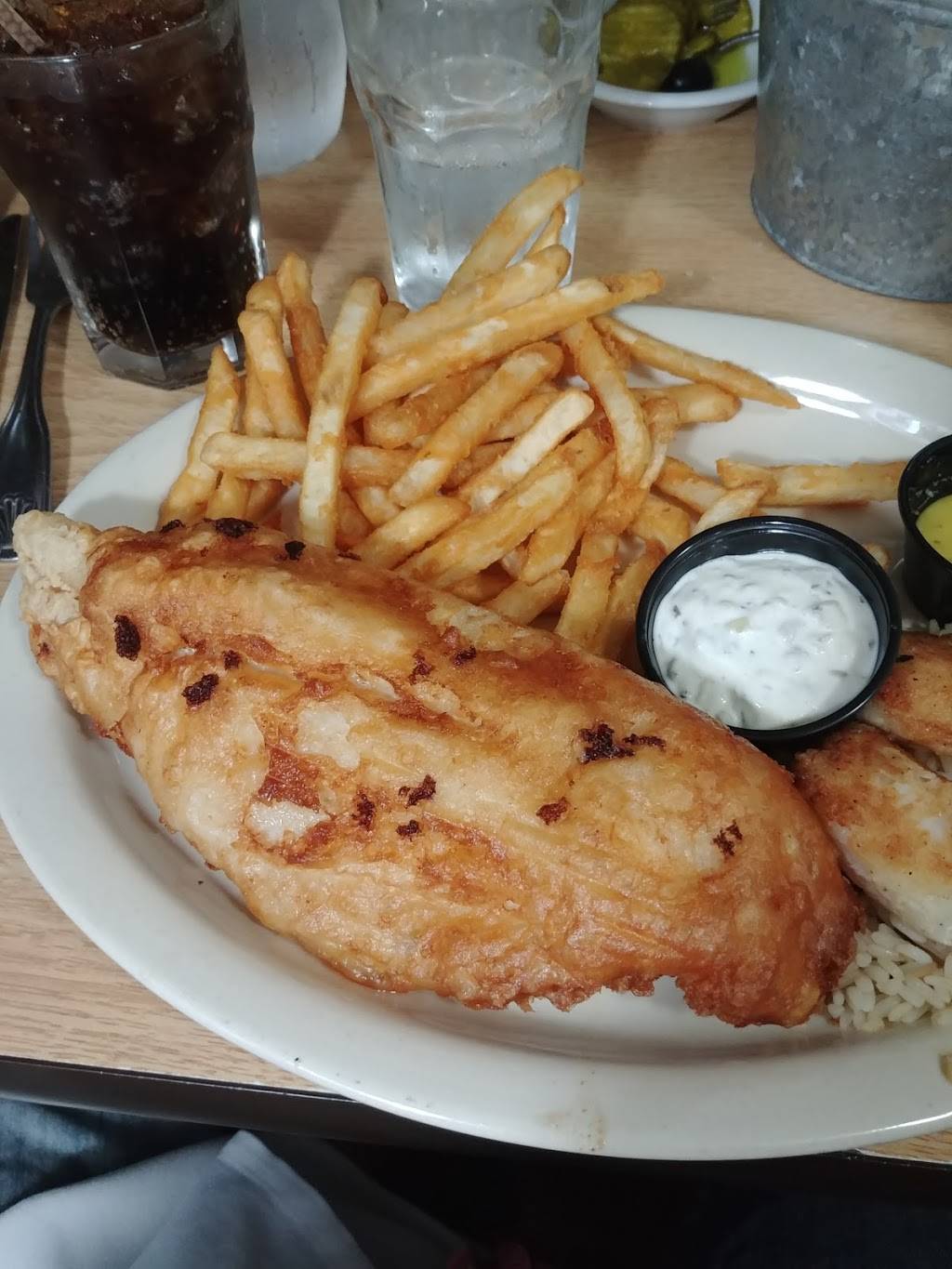 Hillside Fish House | restaurant | W126 WI-35, Fountain City, WI 54629, USA | 6086876141 OR +1 608-687-6141