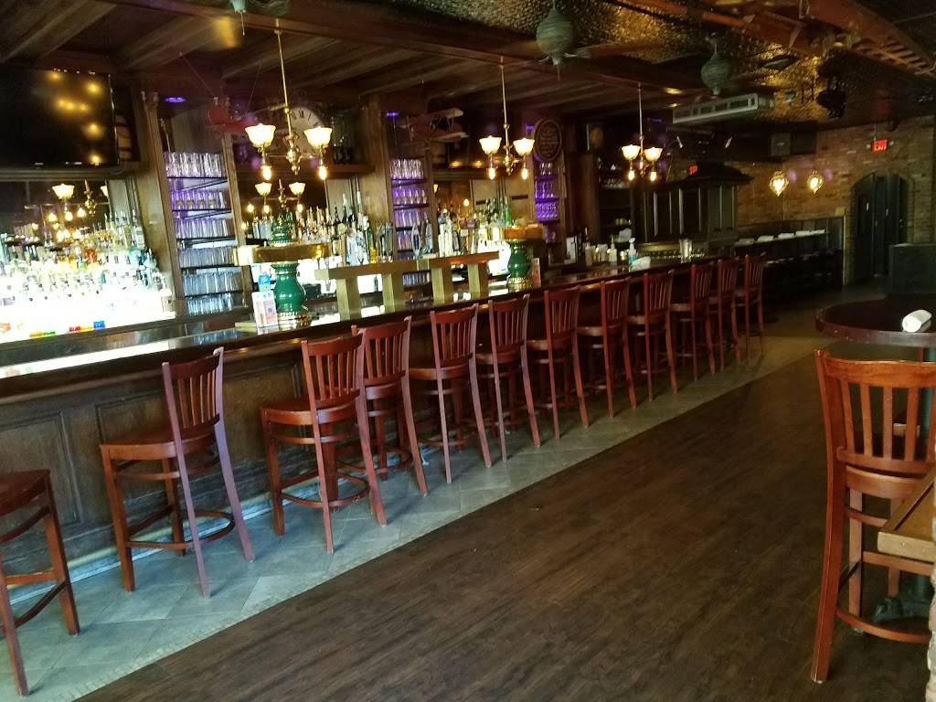 Finley’s Of Green Street | restaurant | 43 Green St, Huntington, NY 11743, USA | 6313513446 OR +1 631-351-3446