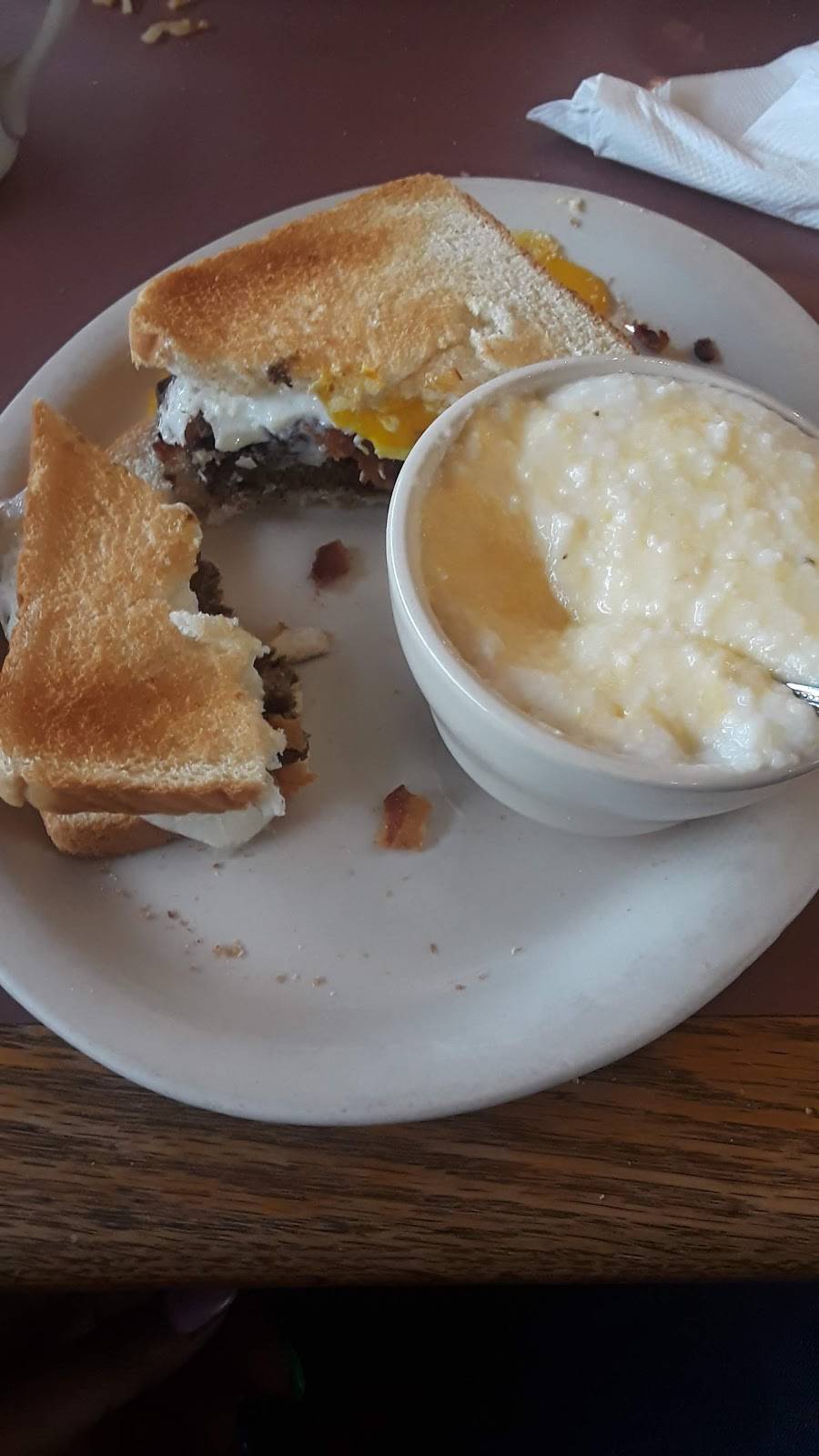 Tryon House Restaurant | restaurant | 130 Eastway Dr, Charlotte, NC 28213, USA | 7045982611 OR +1 704-598-2611