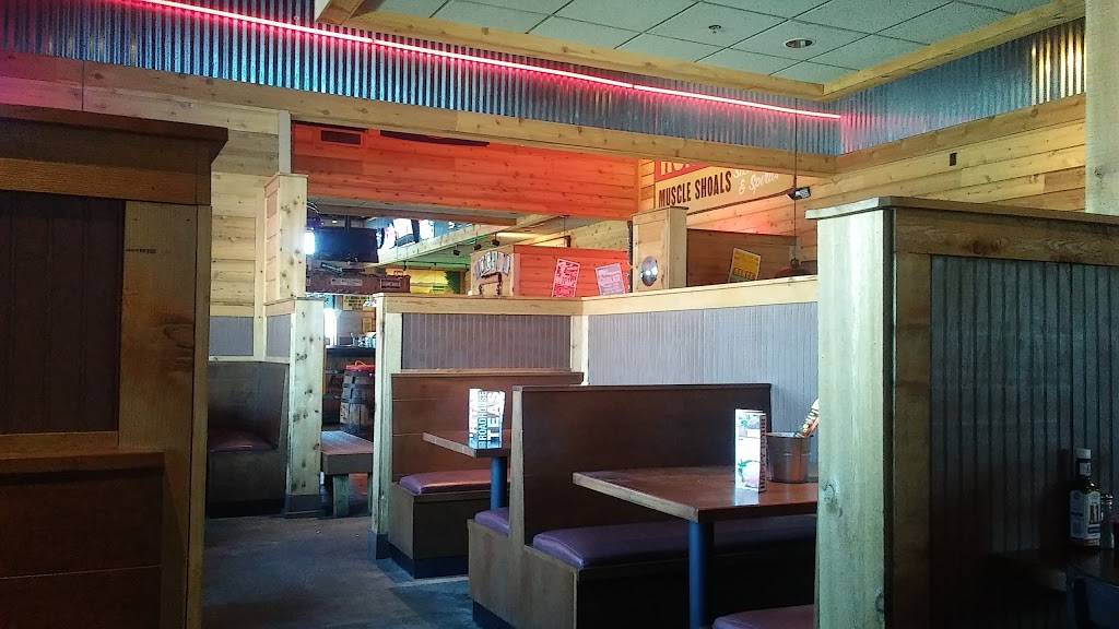 Logans Roadhouse | restaurant | 1716 Woodward Ave, Muscle Shoals, AL 35661, USA | 2563818052 OR +1 256-381-8052