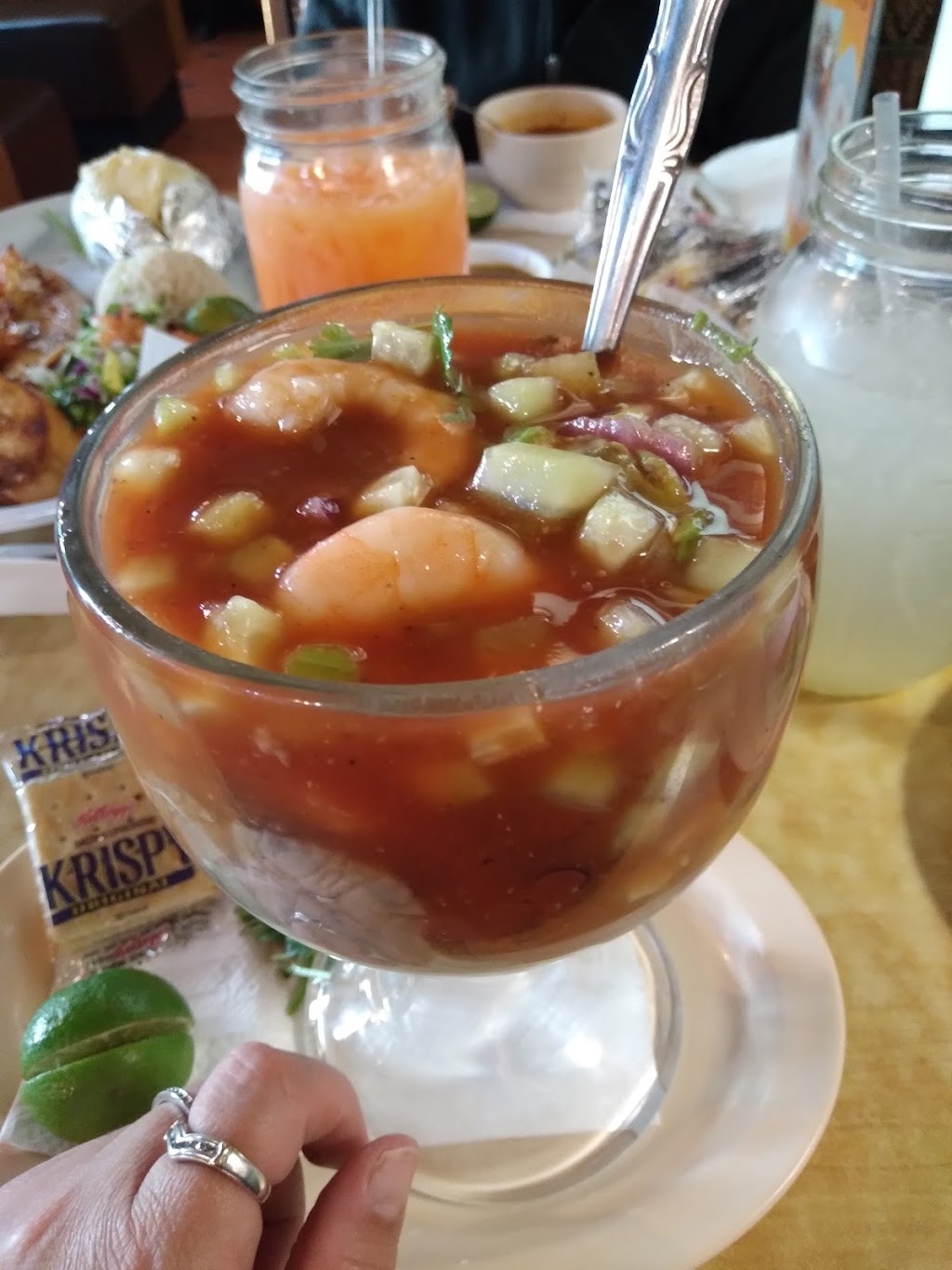 Cocteles Mazatlan Restaurant El Paso | restaurant | 7921 N Loop Dr, El Paso, TX 79915, USA | 9155907242 OR +1 915-590-7242