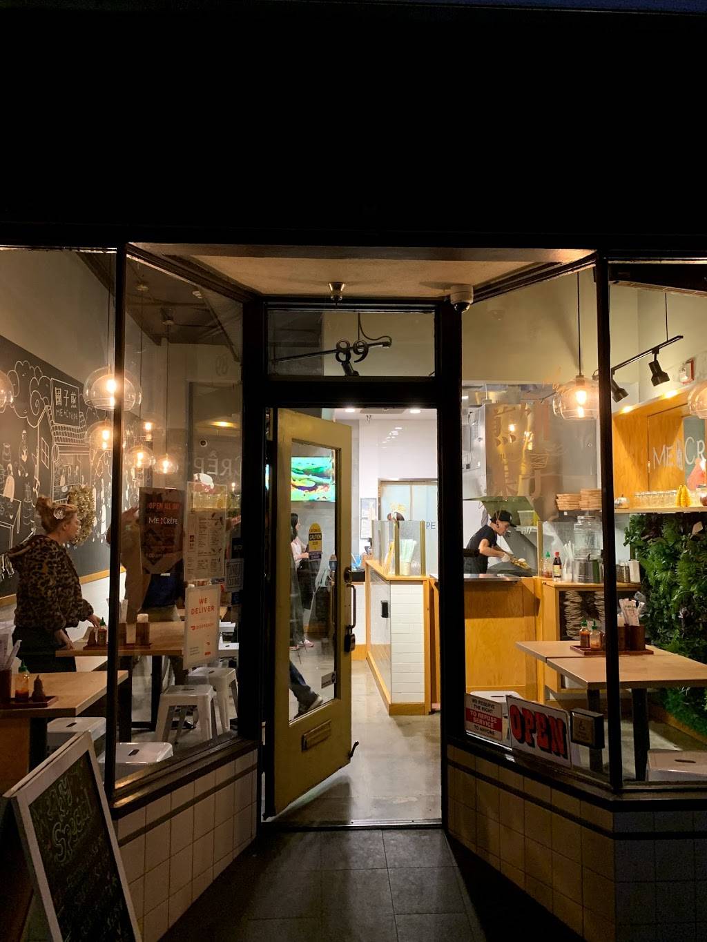 Me + Crepe | restaurant | 89 E Green St, Pasadena, CA 91105, USA | 6263455291 OR +1 626-345-5291