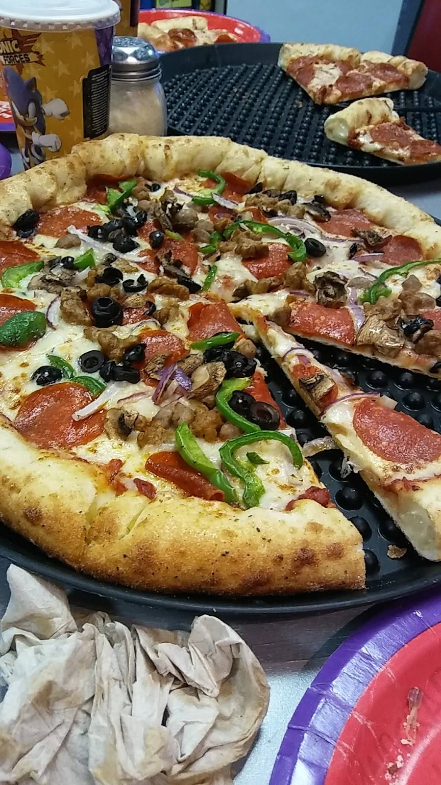 Chuck E. Cheeses | restaurant | 1000C S Barrington Rd, Streamwood, IL 60107, USA | 6302896700 OR +1 630-289-6700